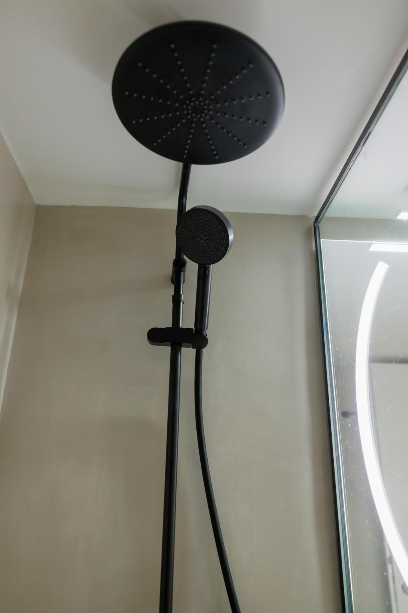 Modern 2Bdr Apt - 2' To Metro - Direct To Acropolis Atene Esterno foto