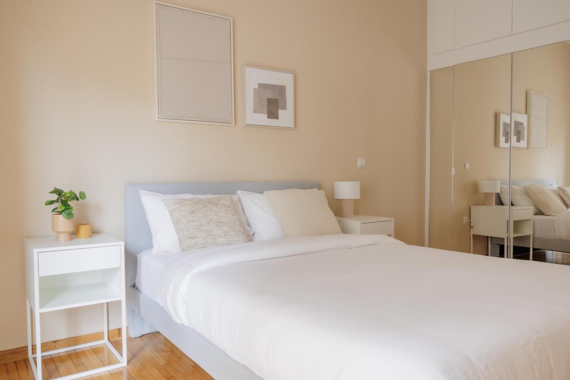 Modern 2Bdr Apt - 2' To Metro - Direct To Acropolis Atene Esterno foto